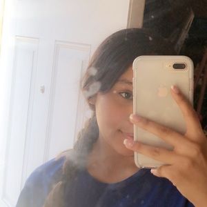 Meet your Posher, Chloe